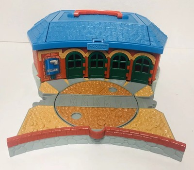 thomas the train roundhouse
