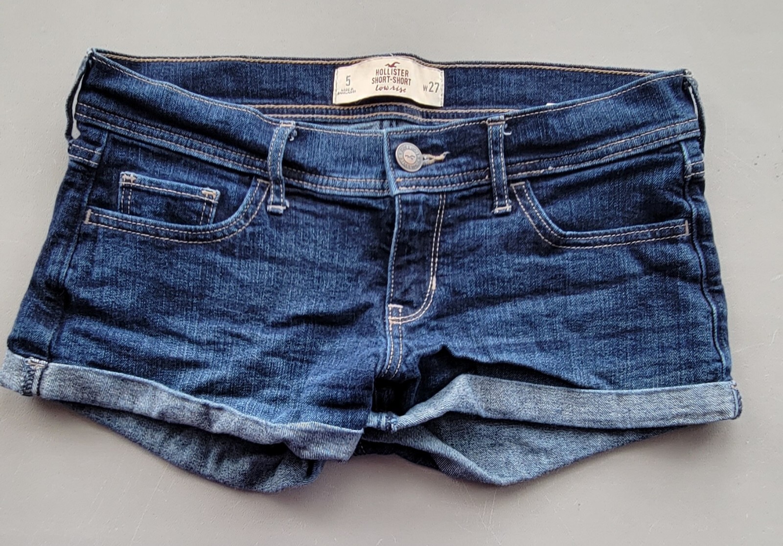 Min short