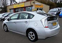 2014 Toyota Prius 1.8 VVTi Plug-in 5dr CVT Auto HATCHBACK Petrol Parallel Phev A
