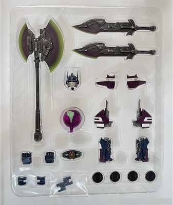Magnificent Mecha MM01 MM01B Optimu Primal Masterpiece Transformation Toy Figure