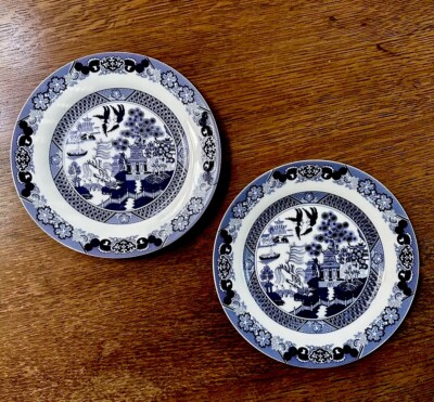 2 / Bristol House BLUE WILLOW China Salad Plates 7 5/8  NWOT