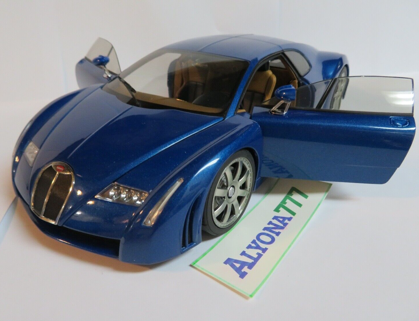 1/18 ブガティEBベイロン AUTOart (オートアート)モデルカー1/18ブガッティ EB 16.4