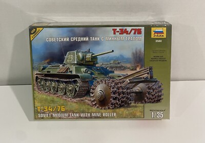 Brand NEW Zvezda Soviet T34-76 Medium Tank with Mine Roller 1:35 Model Kit 3580