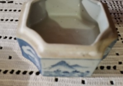 Antique Blue & White Porcelain Trinket Dish Box w/ Lid Octagon Shape Fine Cond.