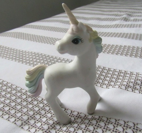 VINTAGE CERAMIC UNICORNS