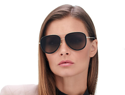 Pre-owned Gucci Gg0062s-011-57 Gold Black Sunglasses In Gray