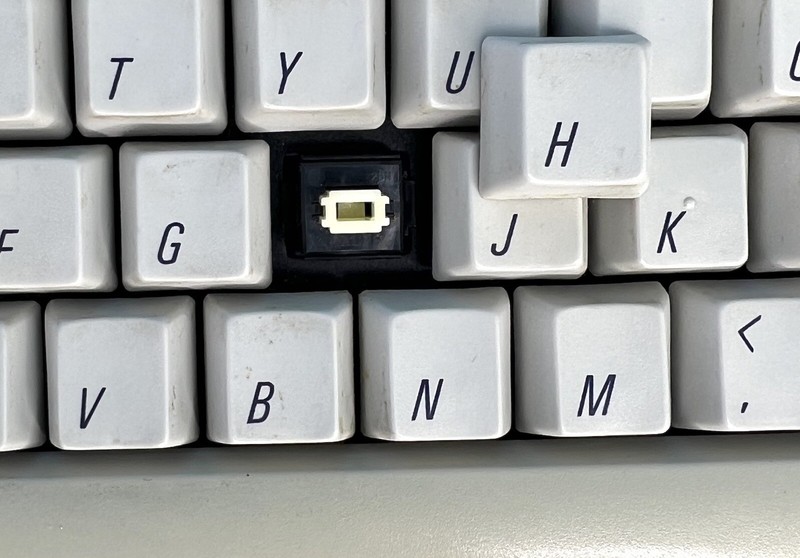 Apple Extended Keyboard II for ADB Macintosh or IIGS M3501 Alps Cream &ndash; Working