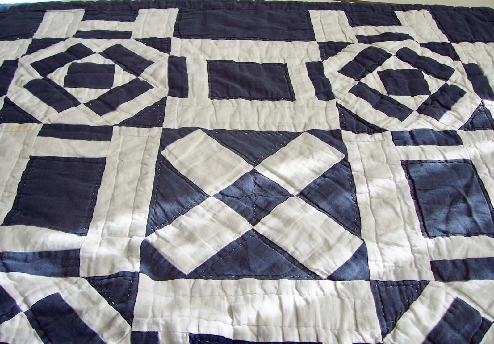 Classic Blue and White Great Quilt