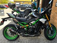 2025 Kawasaki Motorcycle ZR900 TSFNN Z900 SE Performance Edition