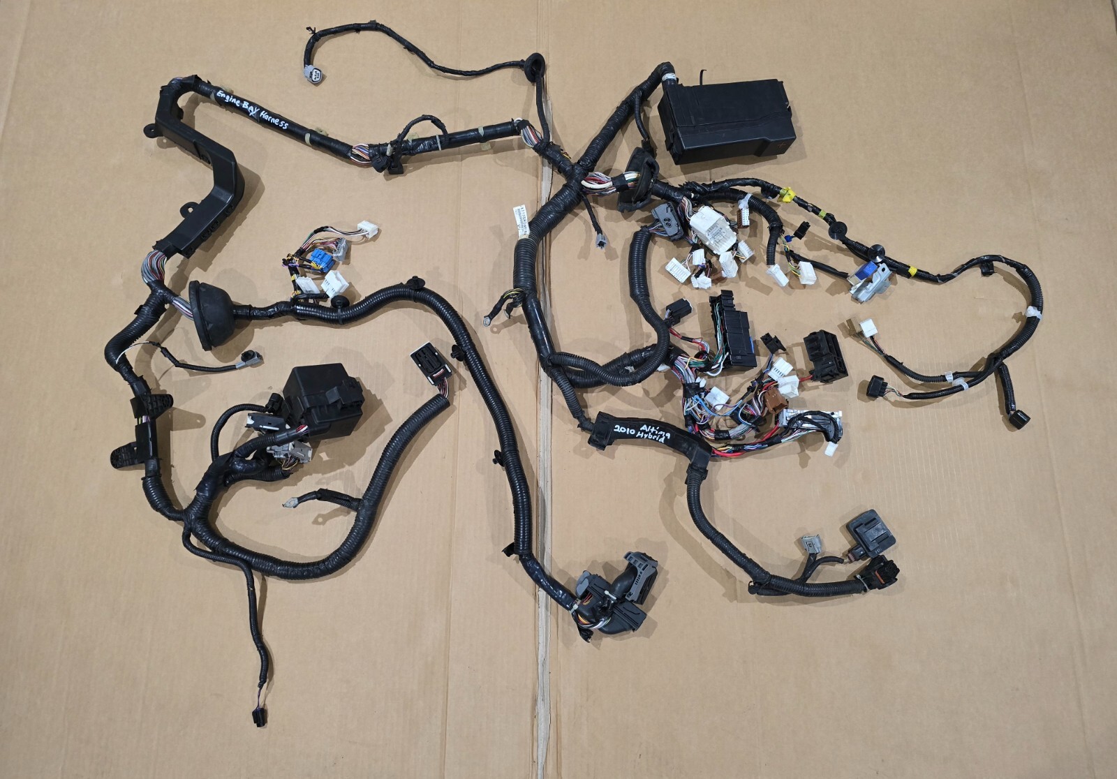 2007 - 2010 Nissan Altima Hybrid Engine Wiring Wire Harness 2007 - 2010 Nissan Altima Hybrid Engine Wiring Wire Harness