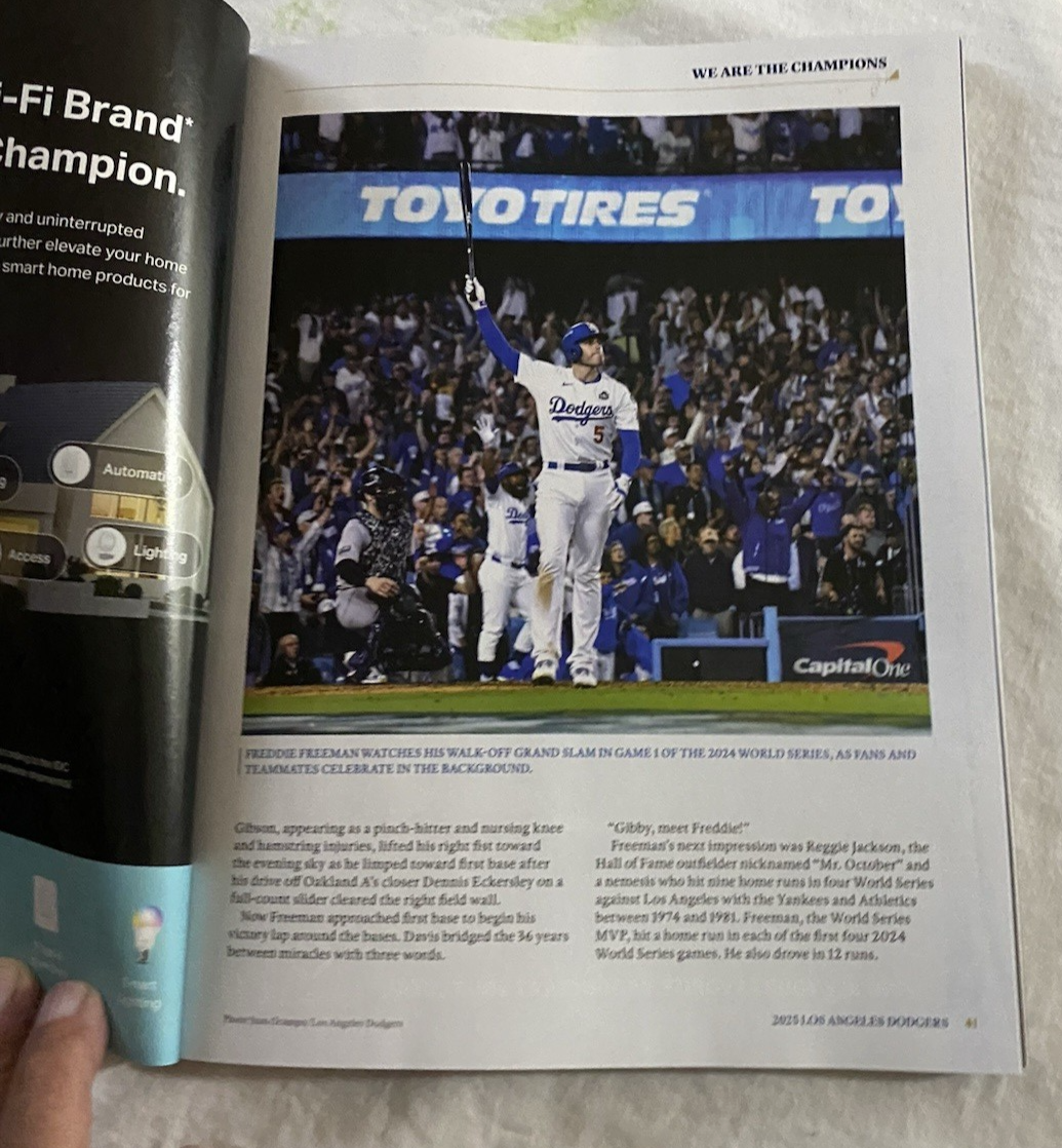 2025ロサンゼルス・ドジャース イヤーブック　YEARBOOK LAドジャーズ 2025年 イヤーブック マガジン 雑誌 MLB