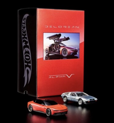 *IN HAND* Hot Wheels x DeLorean DMC-12 & Alpha5 Collector Set -Unopened