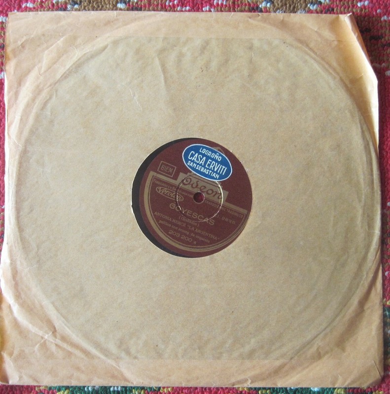 78 Tours Antonia MercÃ© 