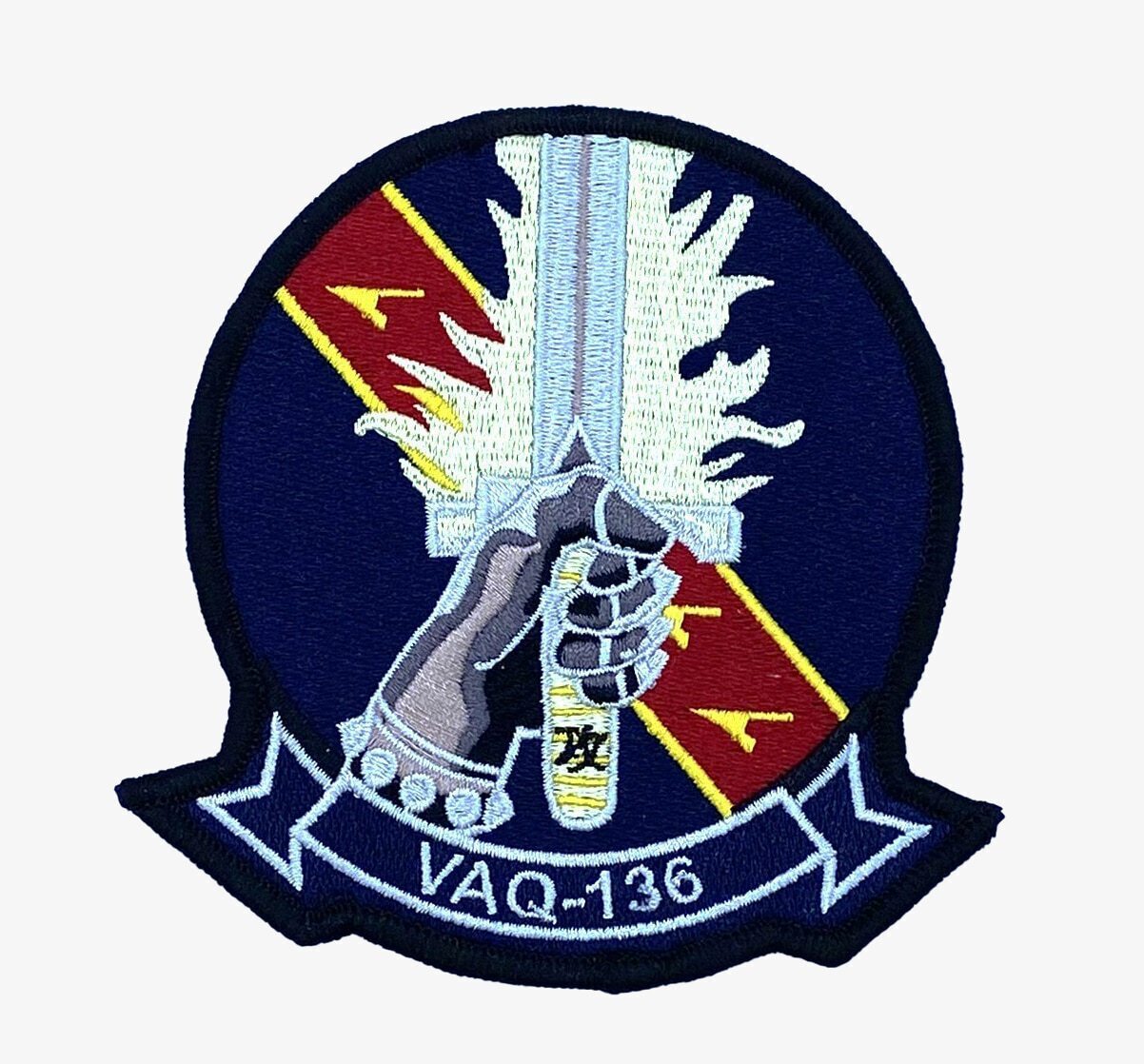 米海軍 VAQ-136 Gauntlets パッチセット Official VAQ-136 Gauntlets EA-18 Sticker – MarinePatches.com