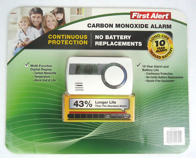 First Alert Carbon Monoxide Alarm with Multi-Function Digital Display 2013 New