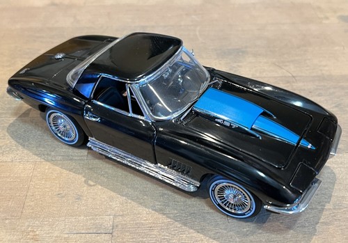 ミニカー FRANKLIN MINT 1986 CHEVROLET CORVETTE FRANKLIN MINT 1986 CHEVROLET YELLOW CORVETTE CONVERTIBLE 1