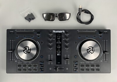 Numark Mixtrack MT3 All-in-one DJ Controller USB+Extras