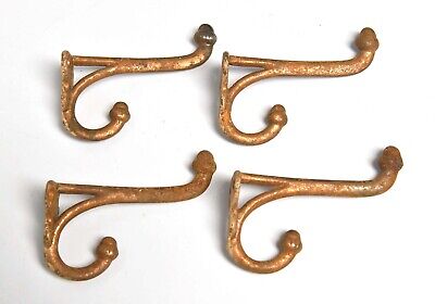 Art Authentic Vintage Hook for Coats Towels Display Object Prop Scarves Hats Metal Triple Wall Mount Hook Painted Gold