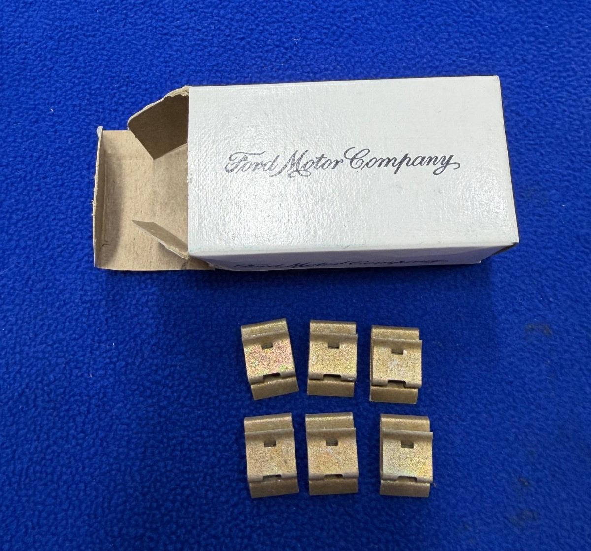 Ford Genuine NOS Retainer Clip N805273-S36MB (QTY-6)