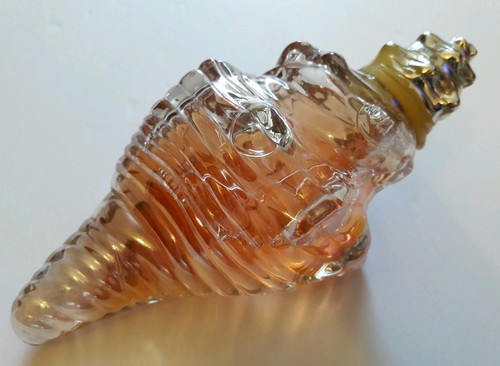 Vintage Avon Lilac Foaming Bath Oil in Carnival Glass Shell Bottle - RARE!