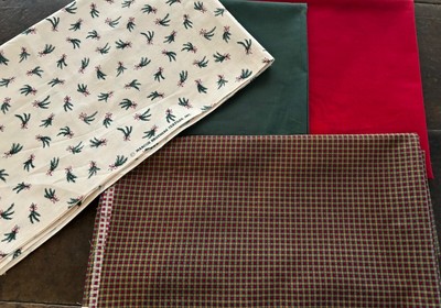 Fabric Lot Cotton Christmas Red/Green Prints & Solids Sewing  Crafts 4 yds Total