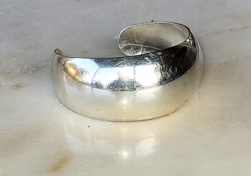 V*x様 Tah'Bah IngotSilver Cuff c.1945 Item # 827E - Heavy Solid Vintage Navajo 14K Gold and