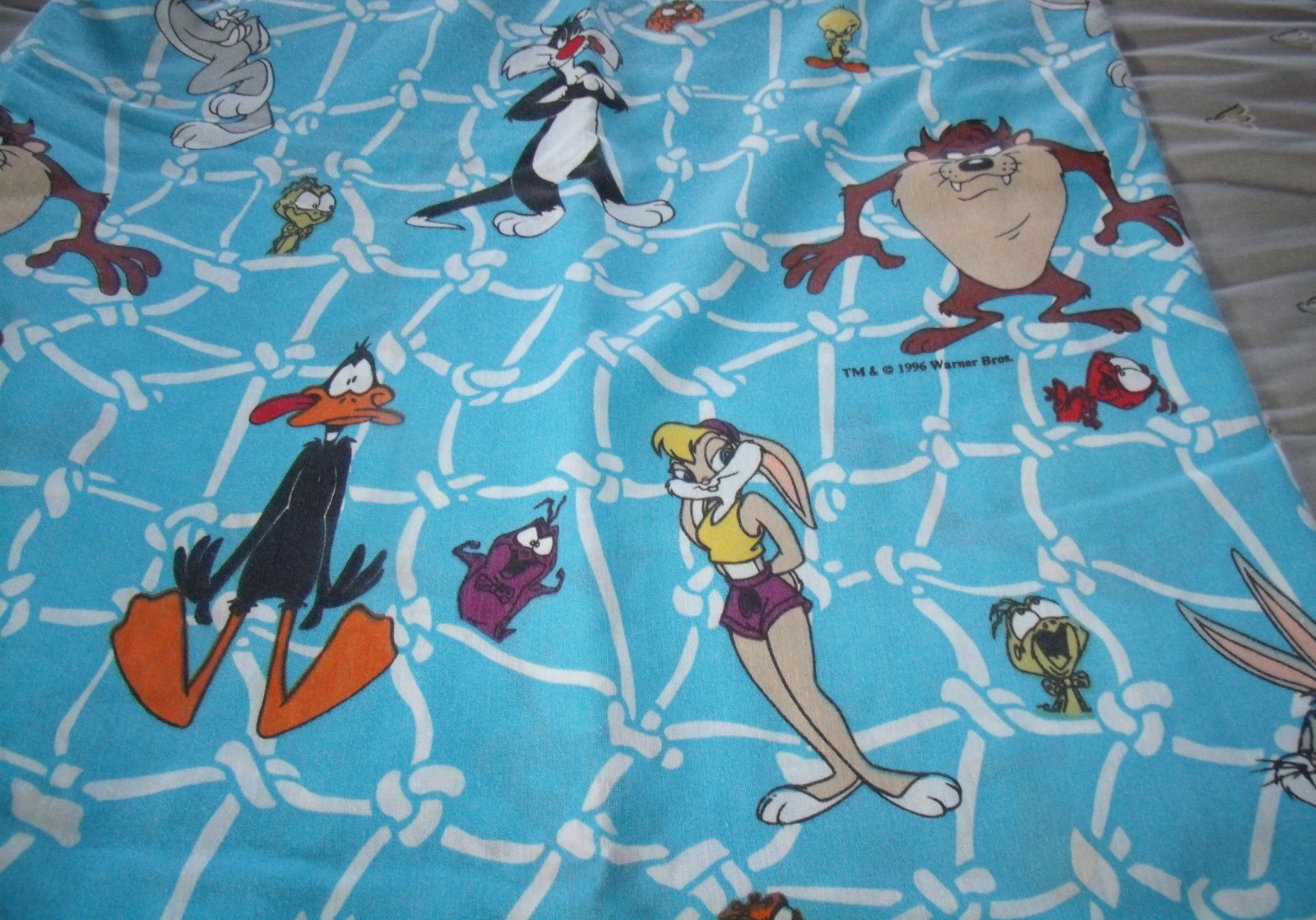 taz twin fitted sheet