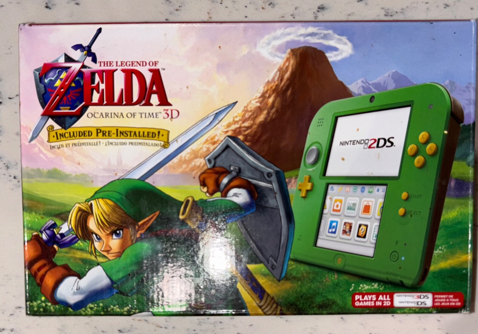 Nintendo 2DS System Zelda: Ocarina of Time - Link Edition