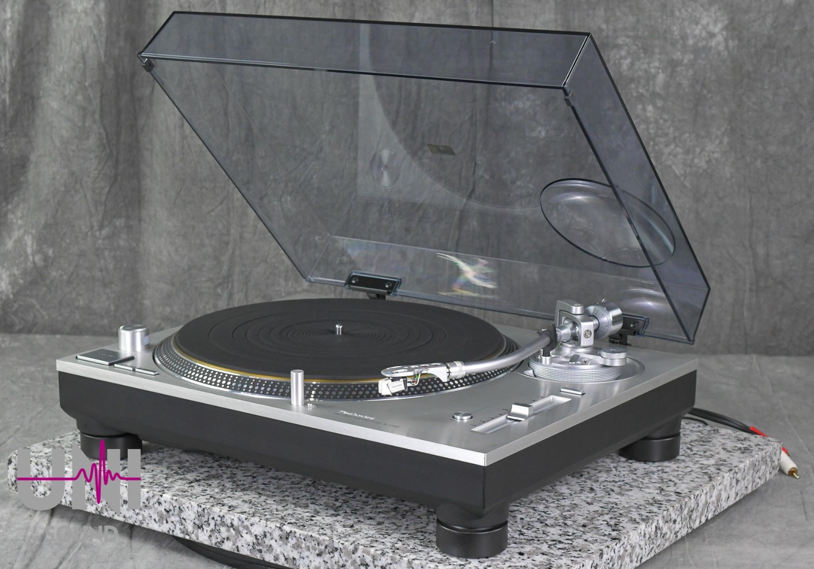 Technics SL-1200GR 日本製 Technics SL-1200GR テクニクス レコードプレーヤー
