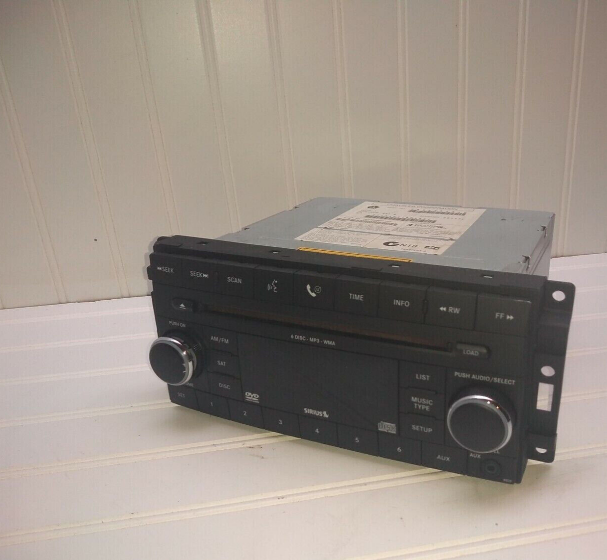 Chrysler/Jeep/Dodge Sirius XM Radio OEM CD Player 2008-10 #05064933AD