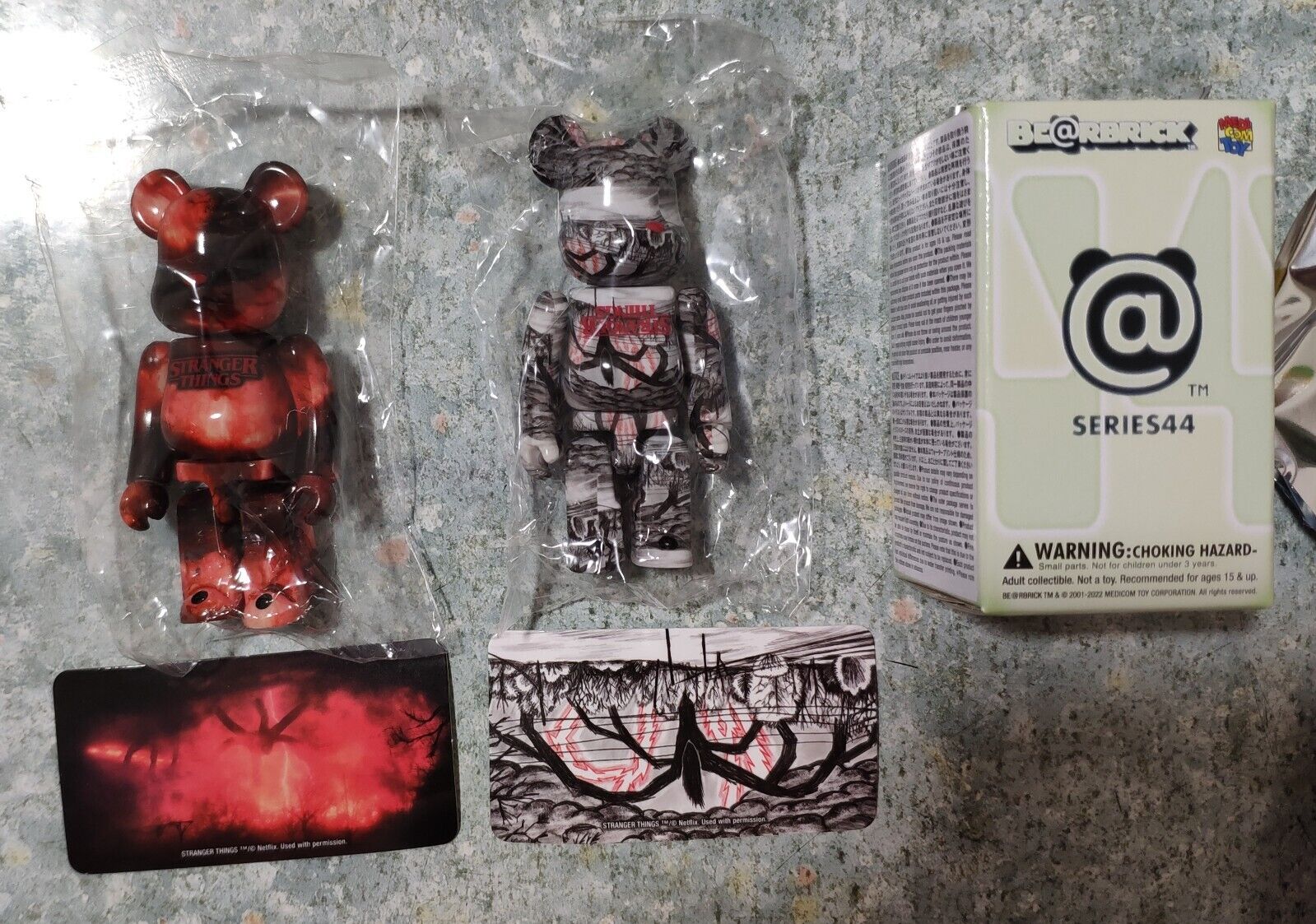 Bearbrick x Stranger Things Hellfire Club 100% & 400% Set Bearbrick x Stranger Things Hellfire Club 100% & 400% Set