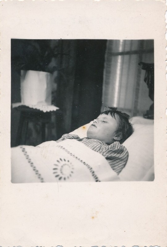 Snapshot Post-Mortem Fillette IdentifiÃ©E Yvette Calba 1944 Dead Mort Girl DÃ©CÃ¨S