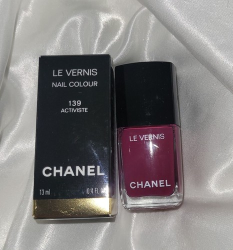 New Chanel Le Vernis Nail Polish 139 Activiste, New In Box