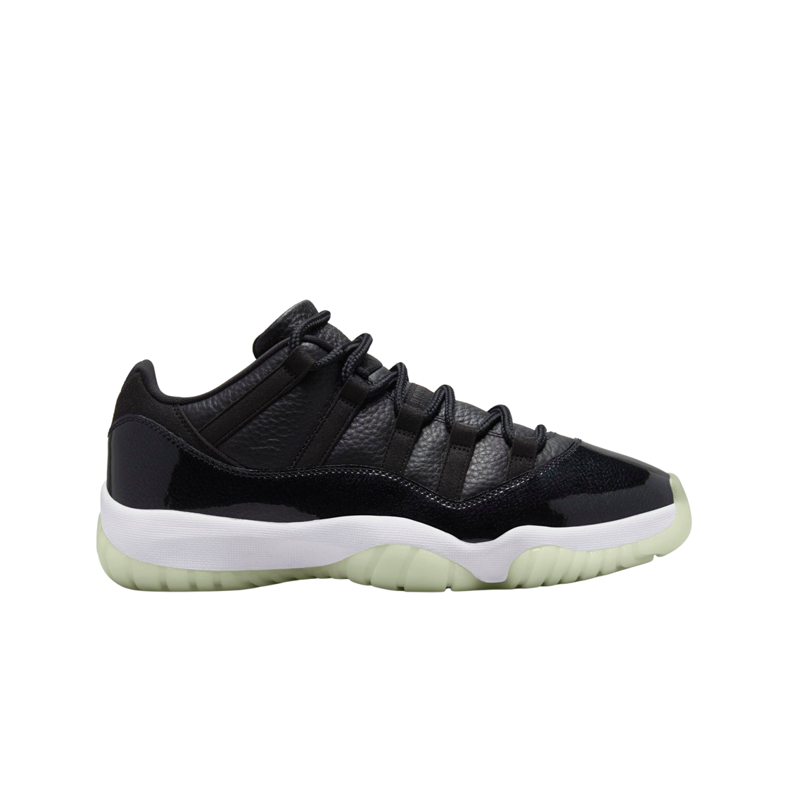 

Кроссовки Nike Air Jordan 11 Retro Low 72-10 AV2187-001, Black/gym red/white/sail, Air Jordan 11 Low