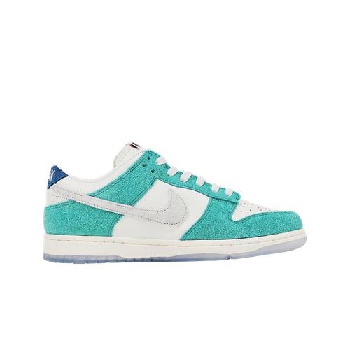 

Nike x Kasina Dunk Low Road Sign — эксклюзивные мужские кроссовки Kasina CZ6501-101, Sail/white-neptune green-industrial blue, Nike Dunk