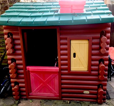 Little Tikes Log Cabin
