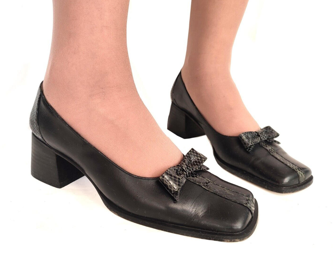 90s Vintage Black Leather Chunky Heel Loafers Square Toe