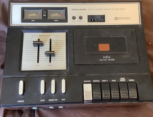 REALISTIC SCT-17 Stereo cassette Tape Deck￼