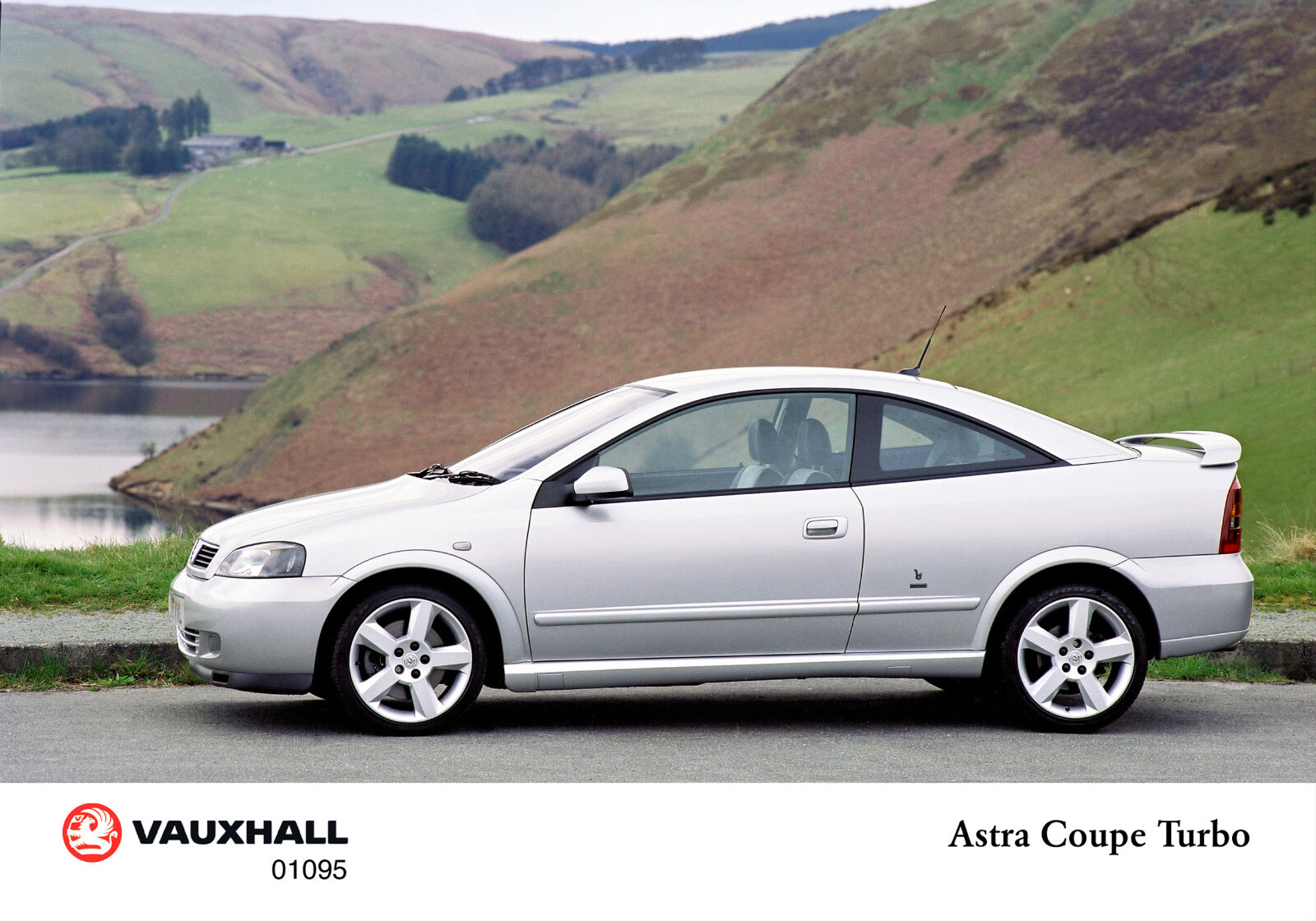 Vauxhall-Opel Astra Coupe Photo Collection DVD 1999-2005 inc