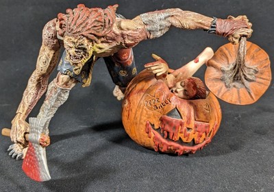 Todd Mcfarlane Monsters Series 4 ''Peter Pumpkin Eater'' Spawn 2005