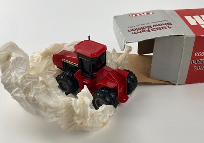 ERTL Case IH 9260 Tractor 4WD with Duals 1:64 #231MA * 1993 Farm Show Edition