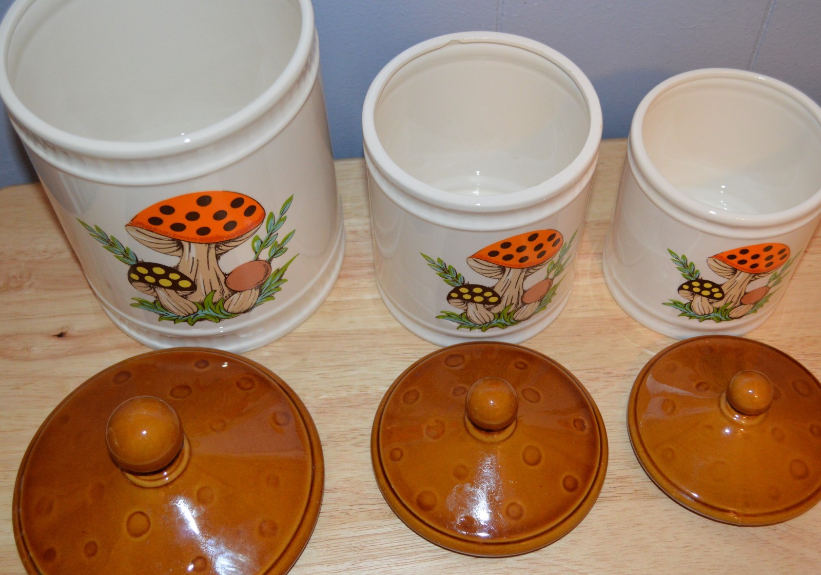 3 Merry Mushroom Sears Roebuck 1982 Kitchen Canister Set Lot Ceramic Retro 1982