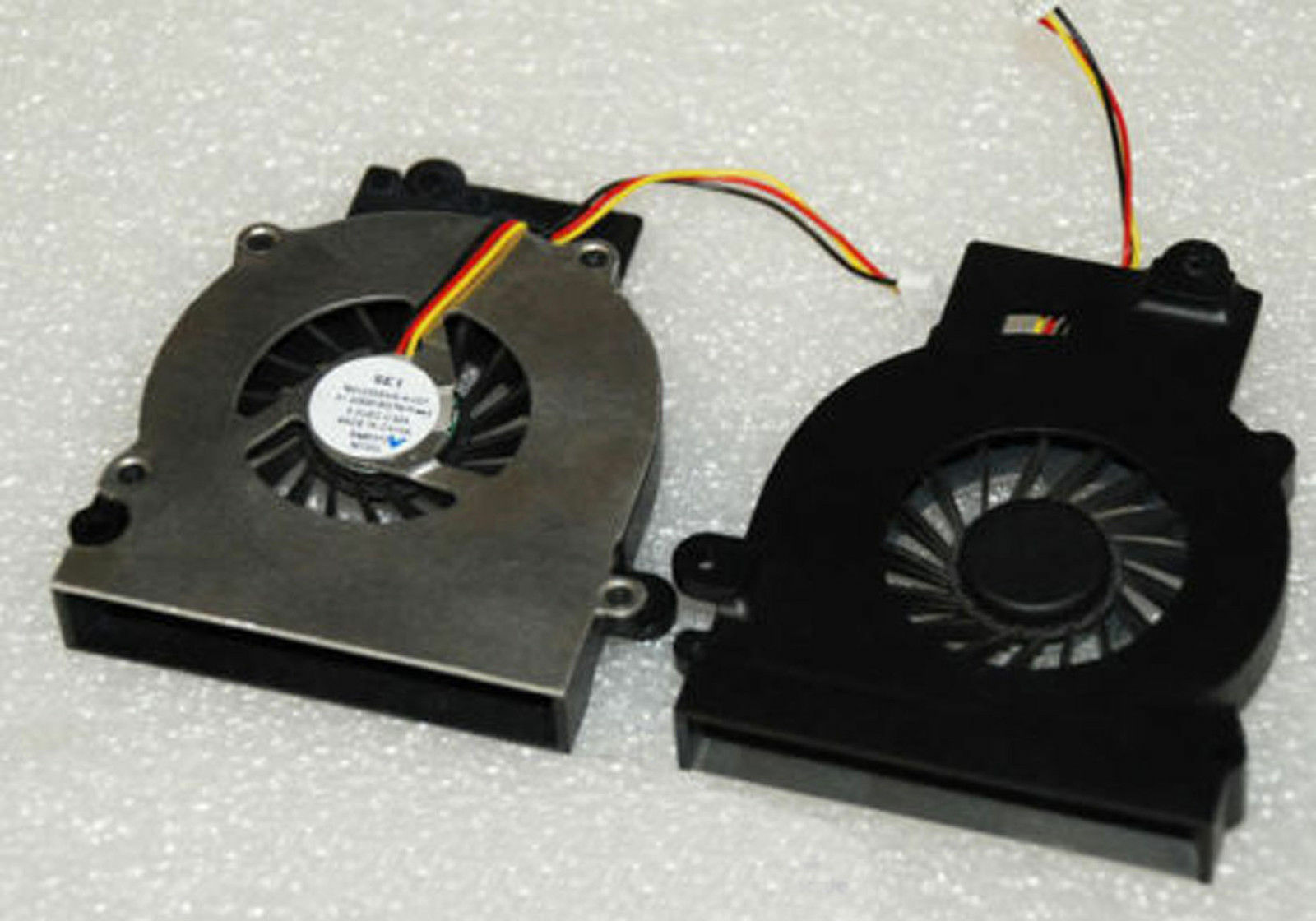AVC Mini ventilatore PC DV04028B12L 40 x 40 x 28 mm 12 V 0,36 A 3 pin 60 cm