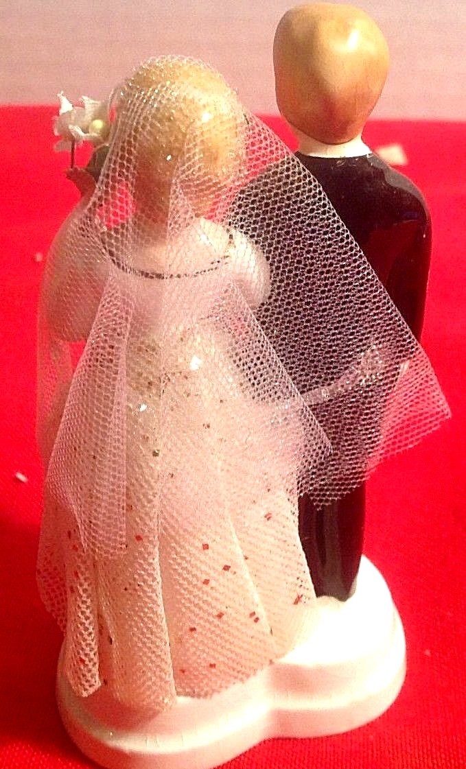 Vintage retro 1950s bride and groom cake topper - never used