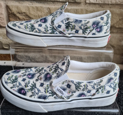 Vans slip on on sale shoes for kids