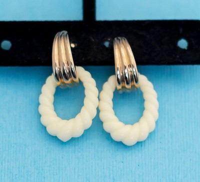 Vintage White Puffy Clip On Earrings by Avon - N23