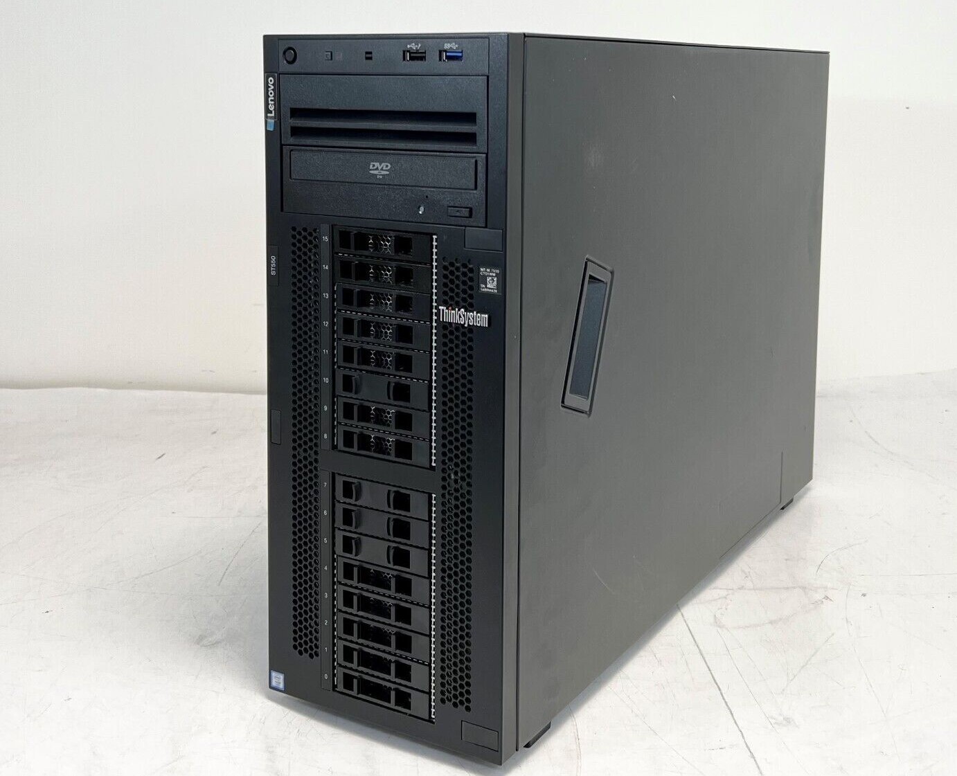 サーバー Lenovo ThinkSystem ST550; Xeon Gold 6230 $_57.JPG?set_id=8800005007