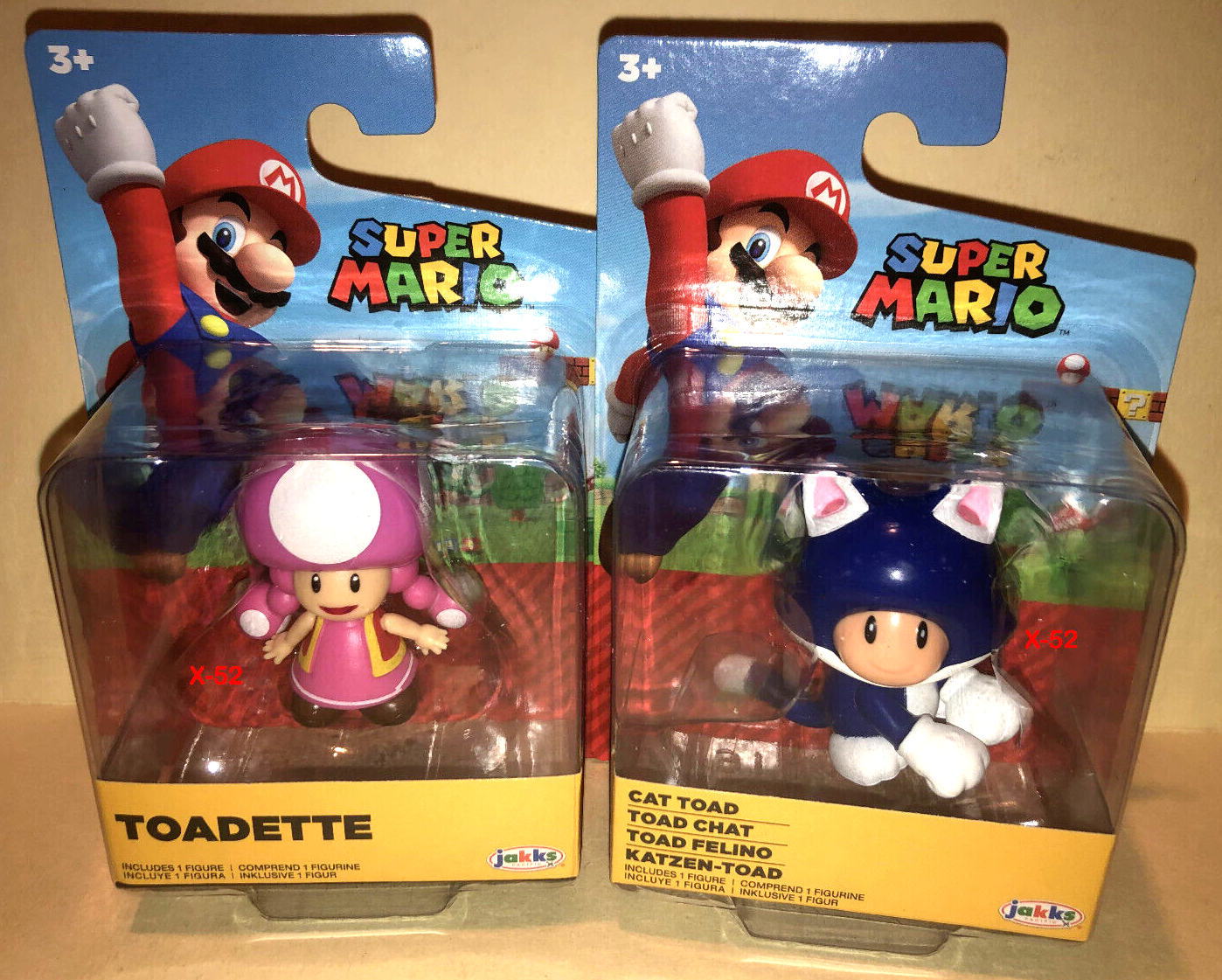 Super Mario Bros Cat Toad and Toadette mini figure Nintendo toy