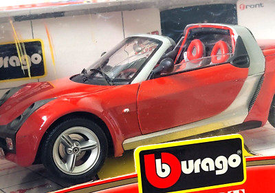 BURAGO 1/18 SCALE SMART ROADSTER RED #34099 DIAMOND COLLECTION DIE CAST ITALY