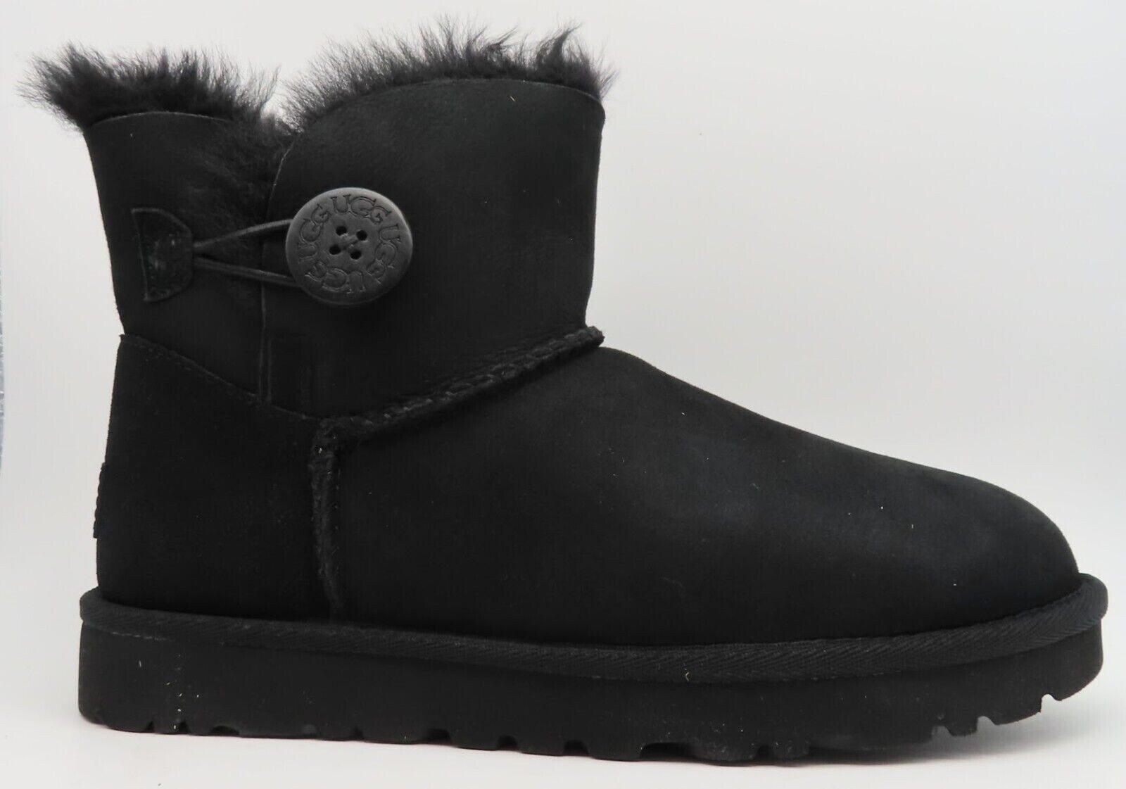☆関税込☆UGG★UGG W Mini Bailey Button II Boots★Black UGG Womens Mini Bailey Button II Winter Boots - Black Sz 6